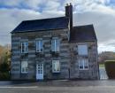 Grande maison avec beaucoup de potentiel à SAINT GEORGES DES GROSEILLERS Ref V 1060